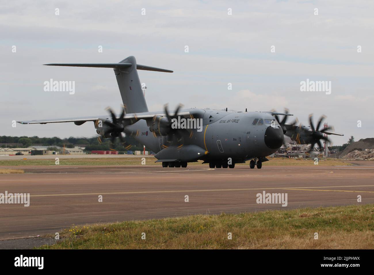 ZM419, an Airbus A400M Atlas C1 operated by the Royal Air Force, arriving at RAF Fairford in Gloucestershire, England, to participate in the Royal International Air Tattoo (RIAT) 2022. Stock Photo