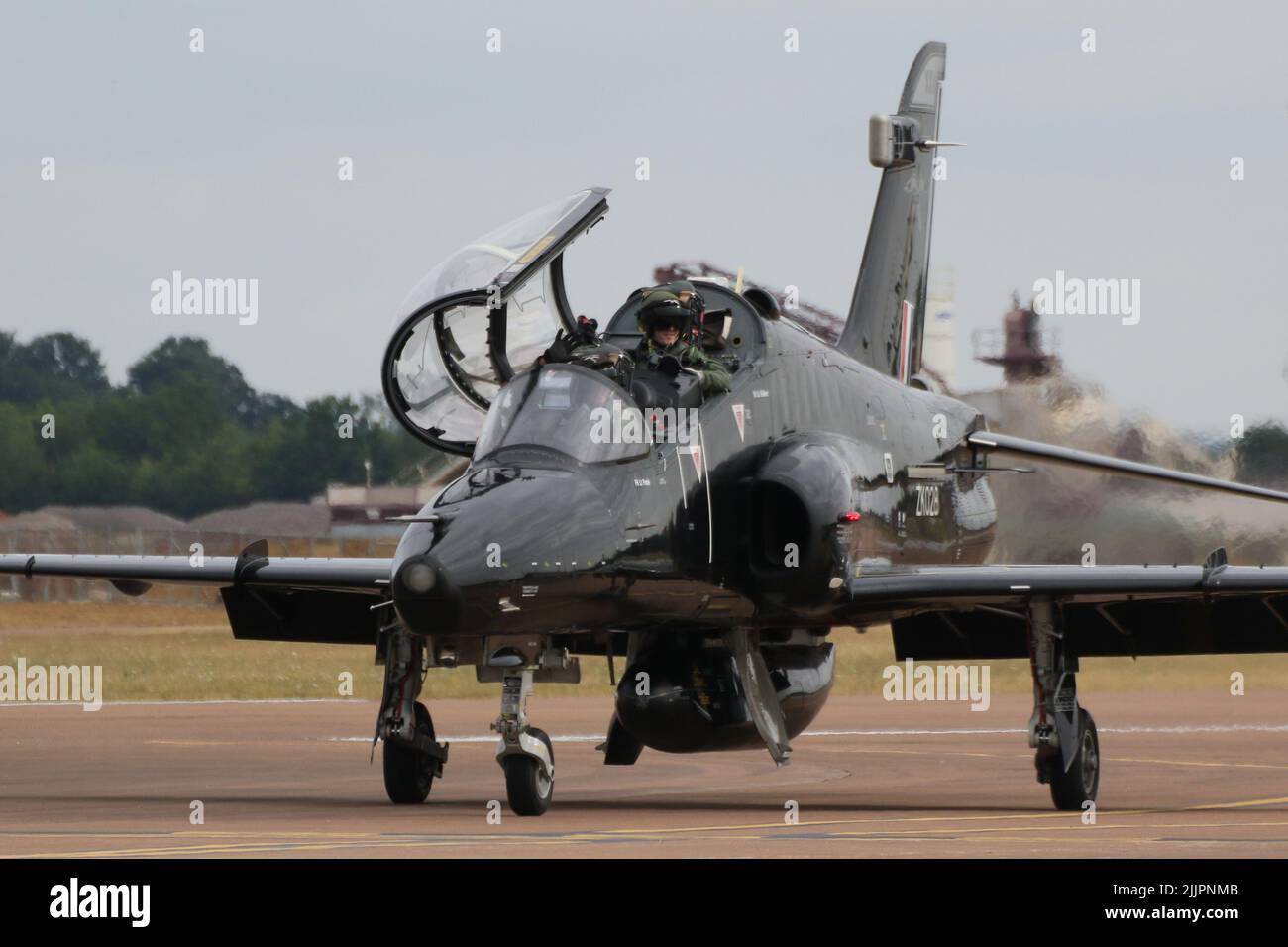 ZK028, a BAE Systems Hawk T2 operated by 25 Squadron, Royal Air Force, arriving at RAF Fairford in Gloucestershire, England, to participate in the Royal International Air Tattoo (RIAT) 2022. Stock Photo