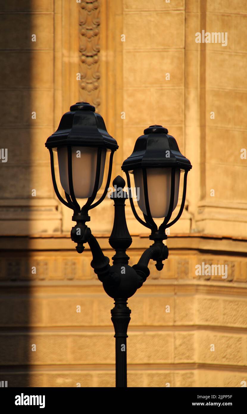 Retro street lamps hi-res stock photography and images - Alamy