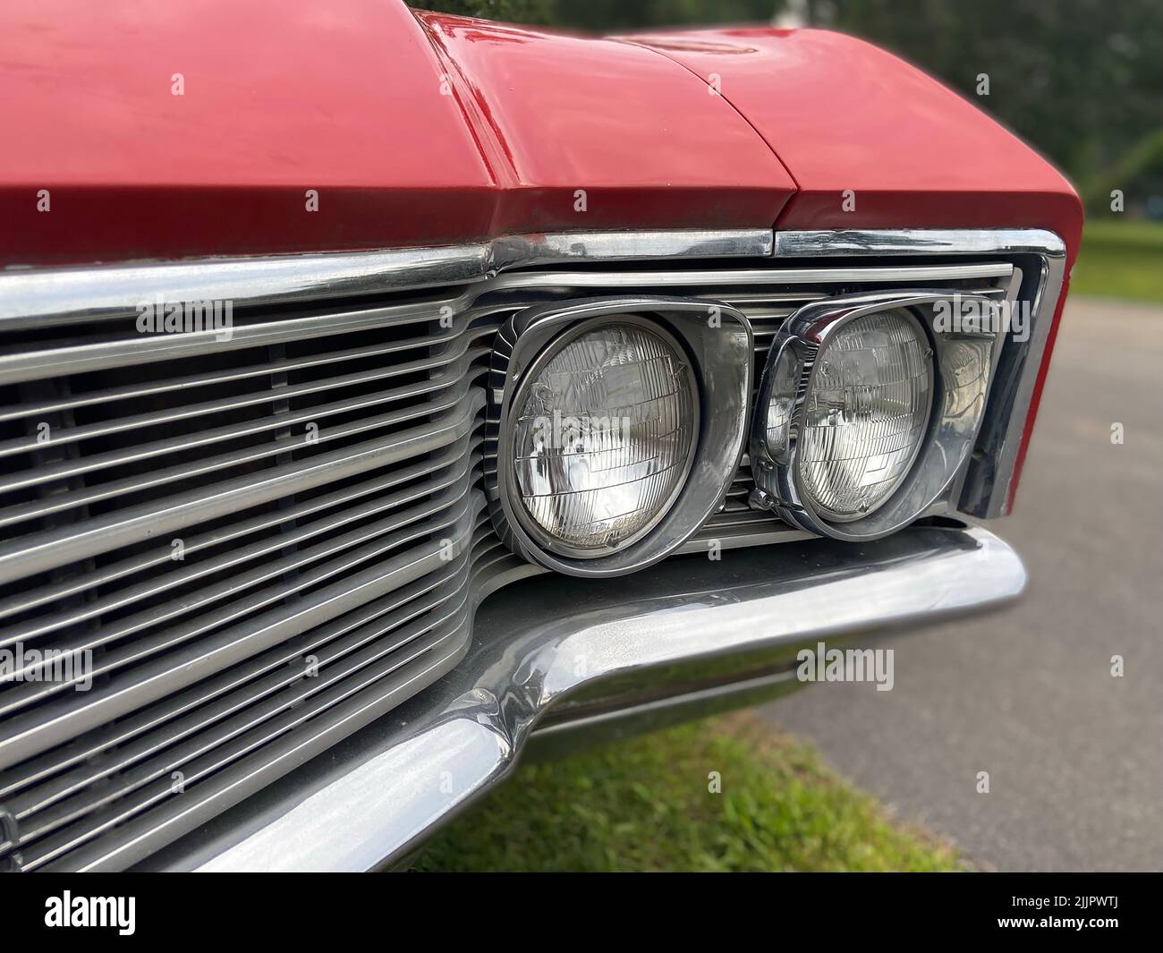 Vehicle headlights hi-res stock photography and images - Alamy