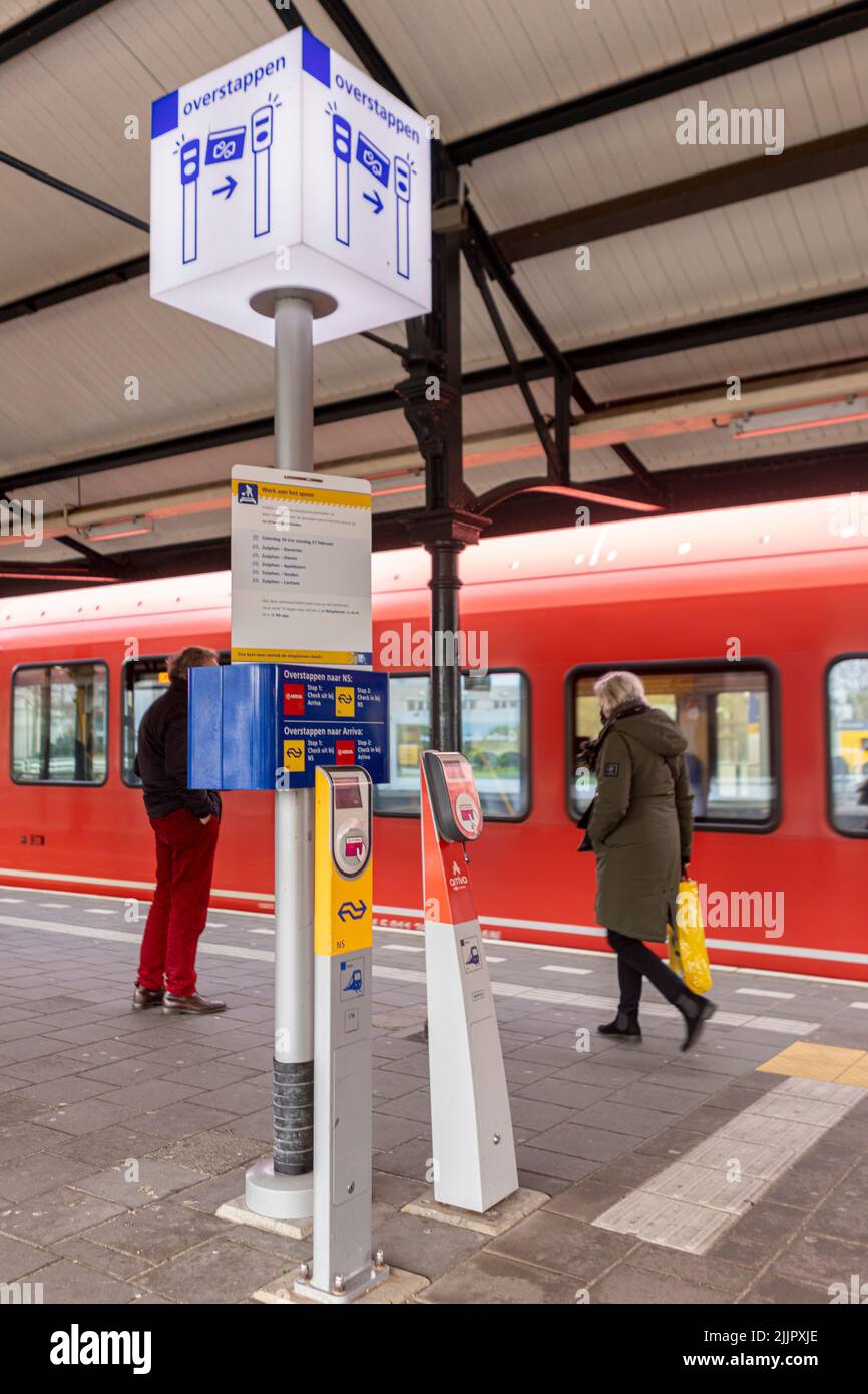 Transfer electronic poles of different public transport providers with