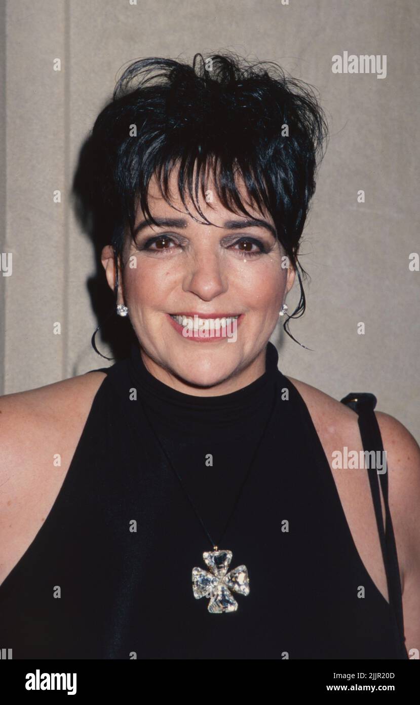 Liza Minnelli attends Susan Lucci's Cabaret Opening at Feinstein's at The Regency Hotel in New York City on October 2, 2001.  Photo Credit: Henry McGee/MediaPunch Stock Photo