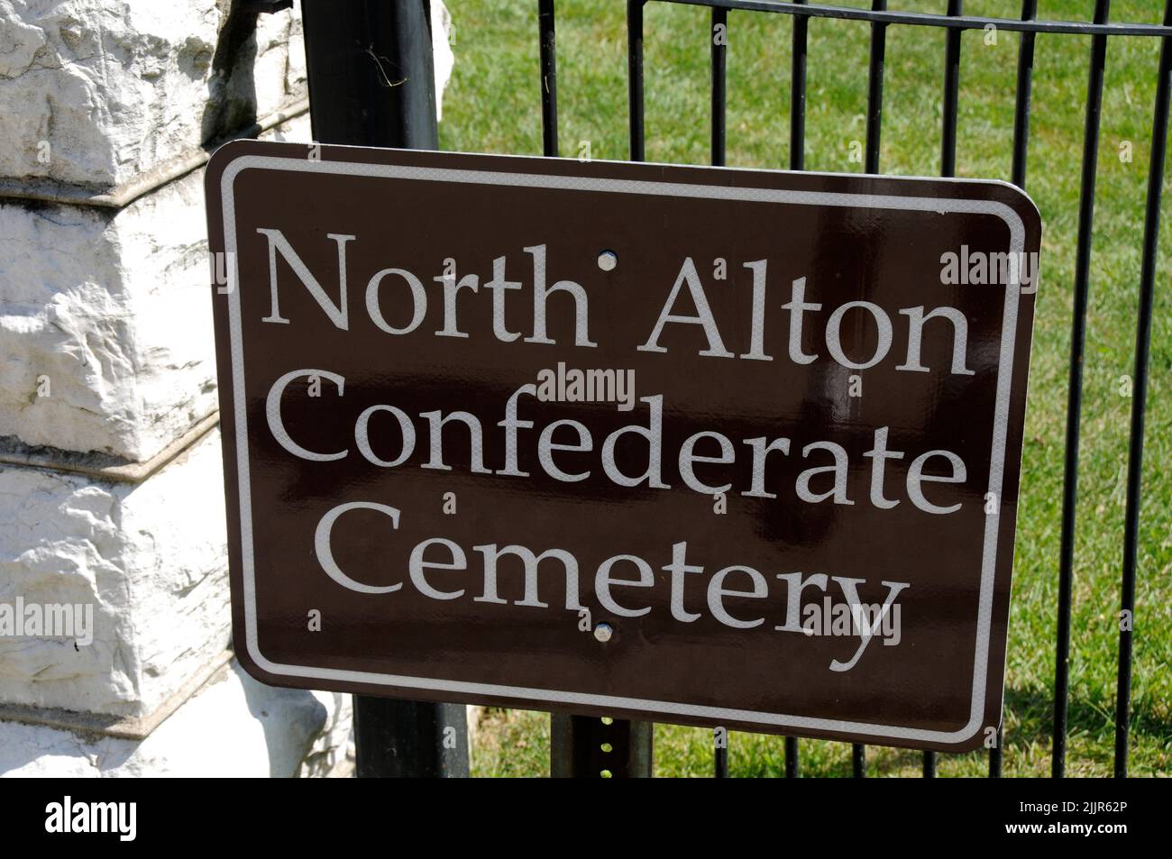 The signage at the entrance to North Alton Confederate Cemetery in
