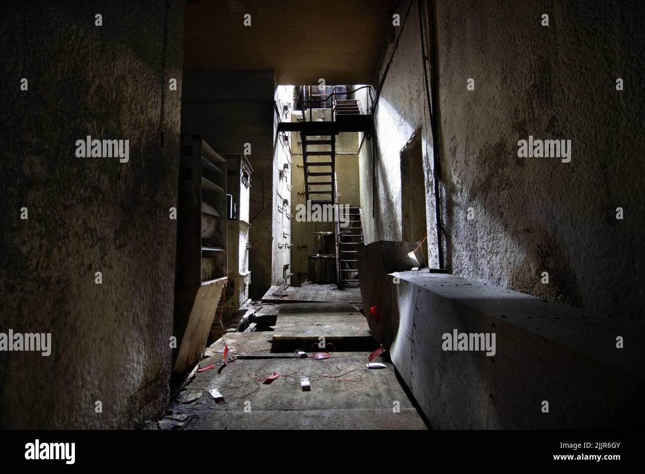 World war tunnel hi-res stock photography and images - Alamy