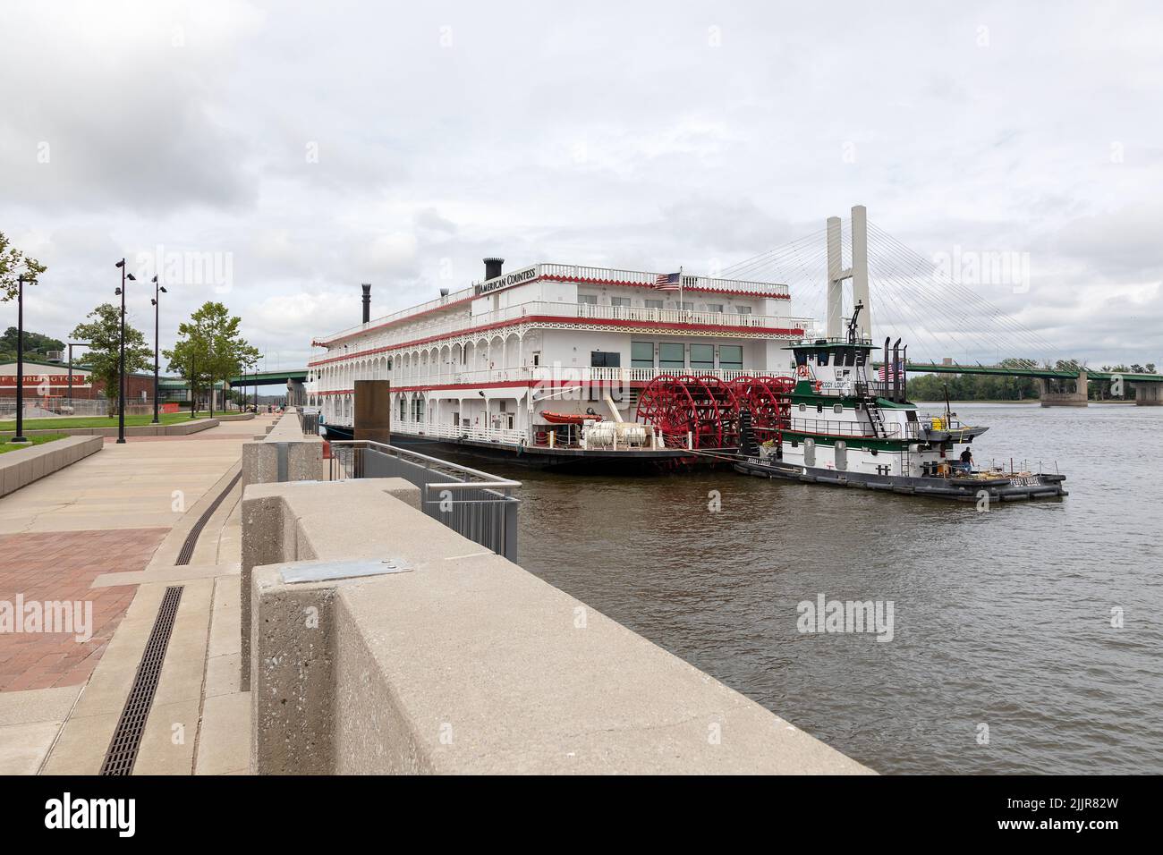 The American Countess riverboat docked at the Port of Burlington, Iowa, USA. The riverboat had