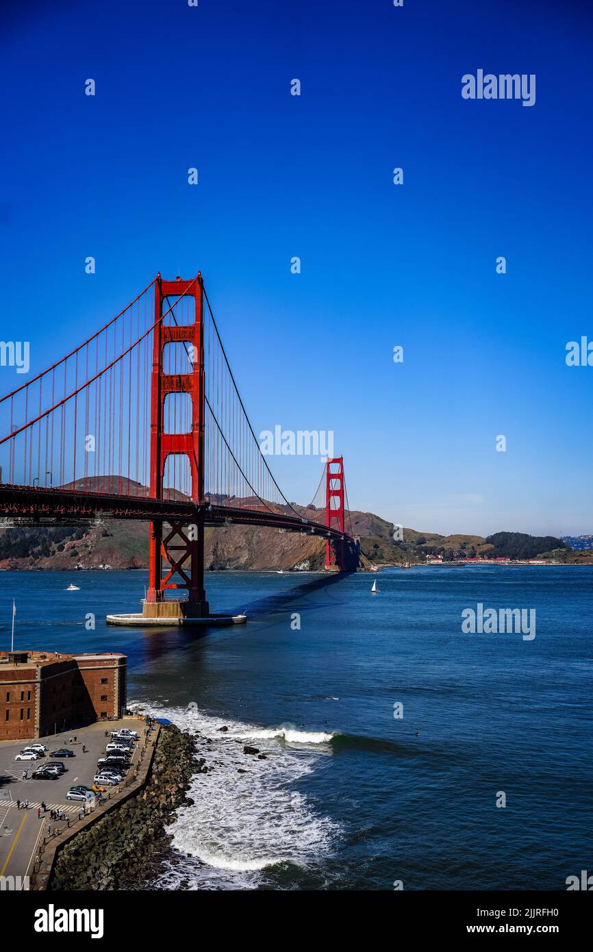 A vertical shot of the Golden Gate Bridge and San Francisco Bay, USA ...