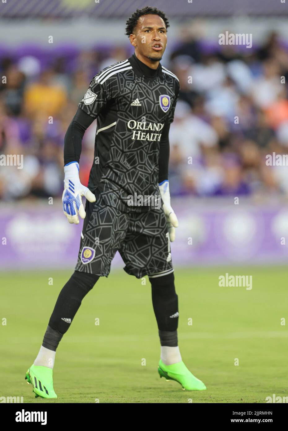 Orlando, FL:  Orlando City goalkeeper Pedro Gallese (1) readies for a corner kick during the Lamar Hunt U.S. Open Cup Semifinal MLS game against the N Stock Photo