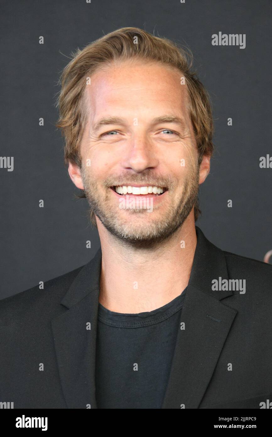 Ryan Hansen attends the HBO Original Drama Series "House of the Dragon