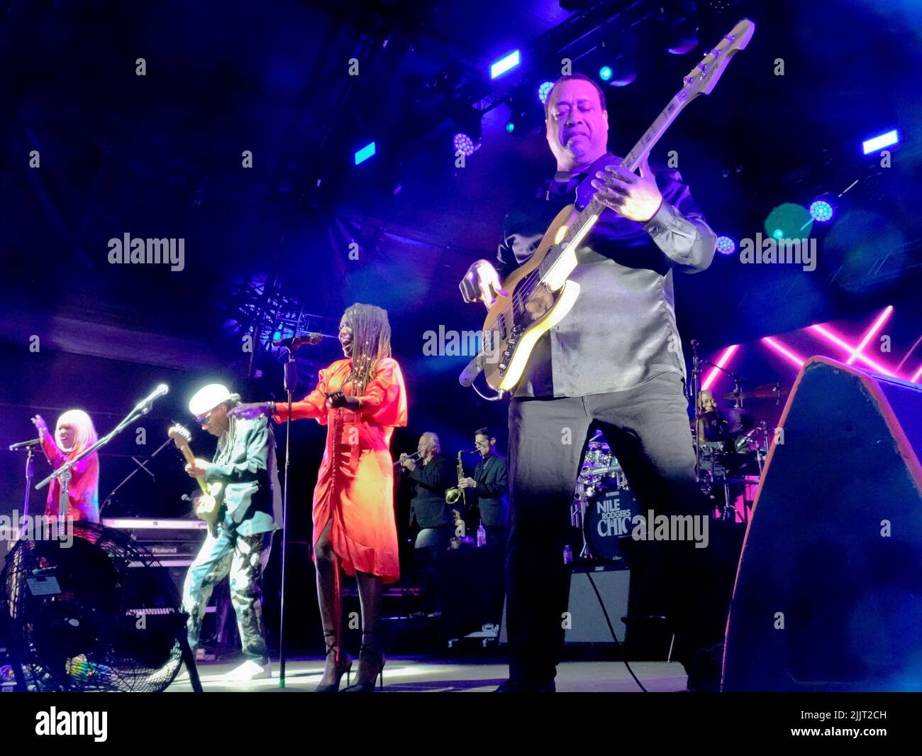 Sandown Park Racecourse, Esher, Surrey, UK. 27th July, 2022. Nile Rodgers and CHIC in concert after racing at the evening horse races at Sandown Park Credit: Motofoto/Alamy Live News Stock Photo