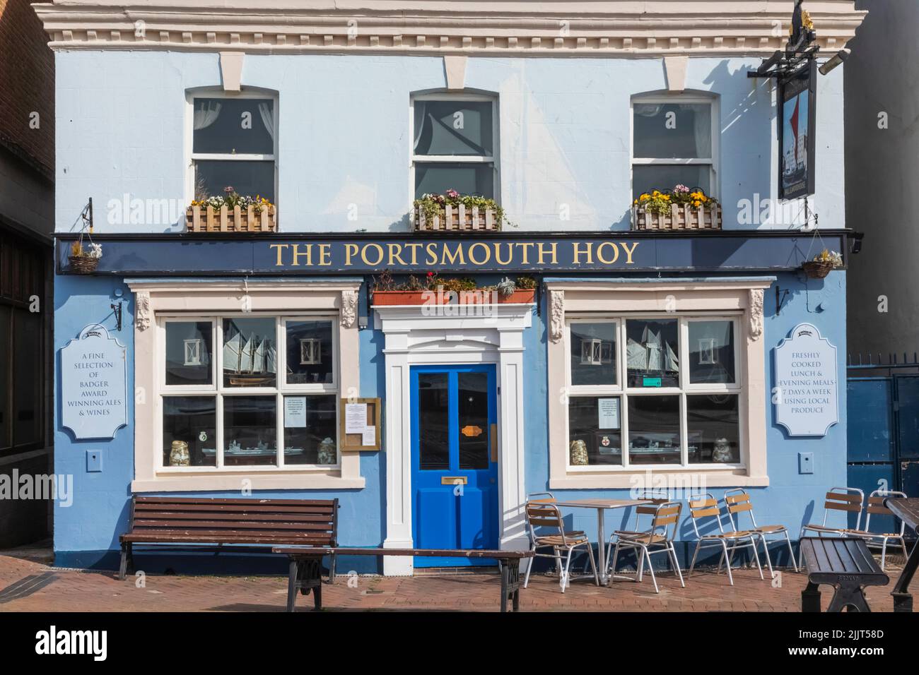 England, Dorset, Poole, Poole Harbour, The Portsmouth Hoy Quayside Pub Stock Photo
