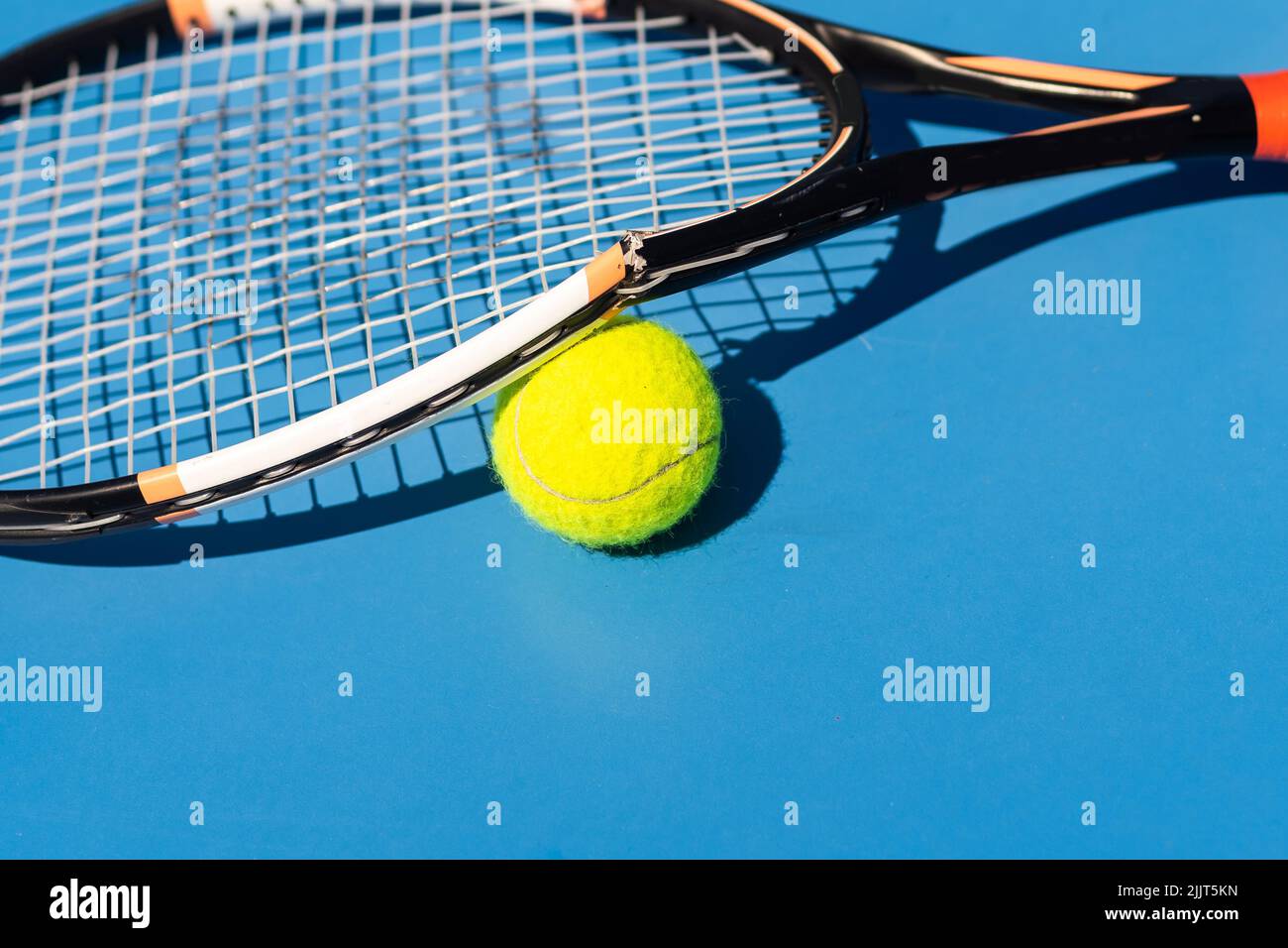 Broken tennis racket on clay tennis court Stock Photo Alamy