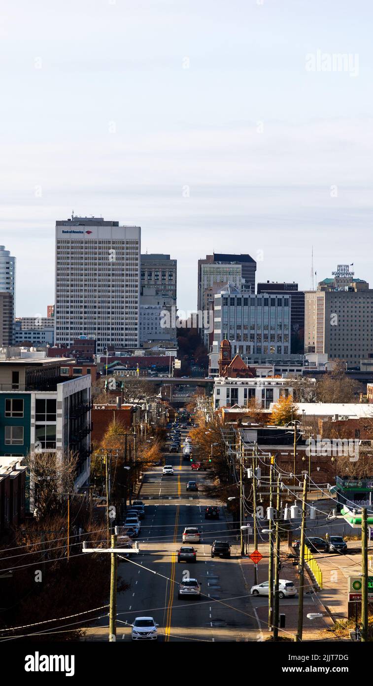 Richmond Skyline buildings with cars driving on the street Stock Photo