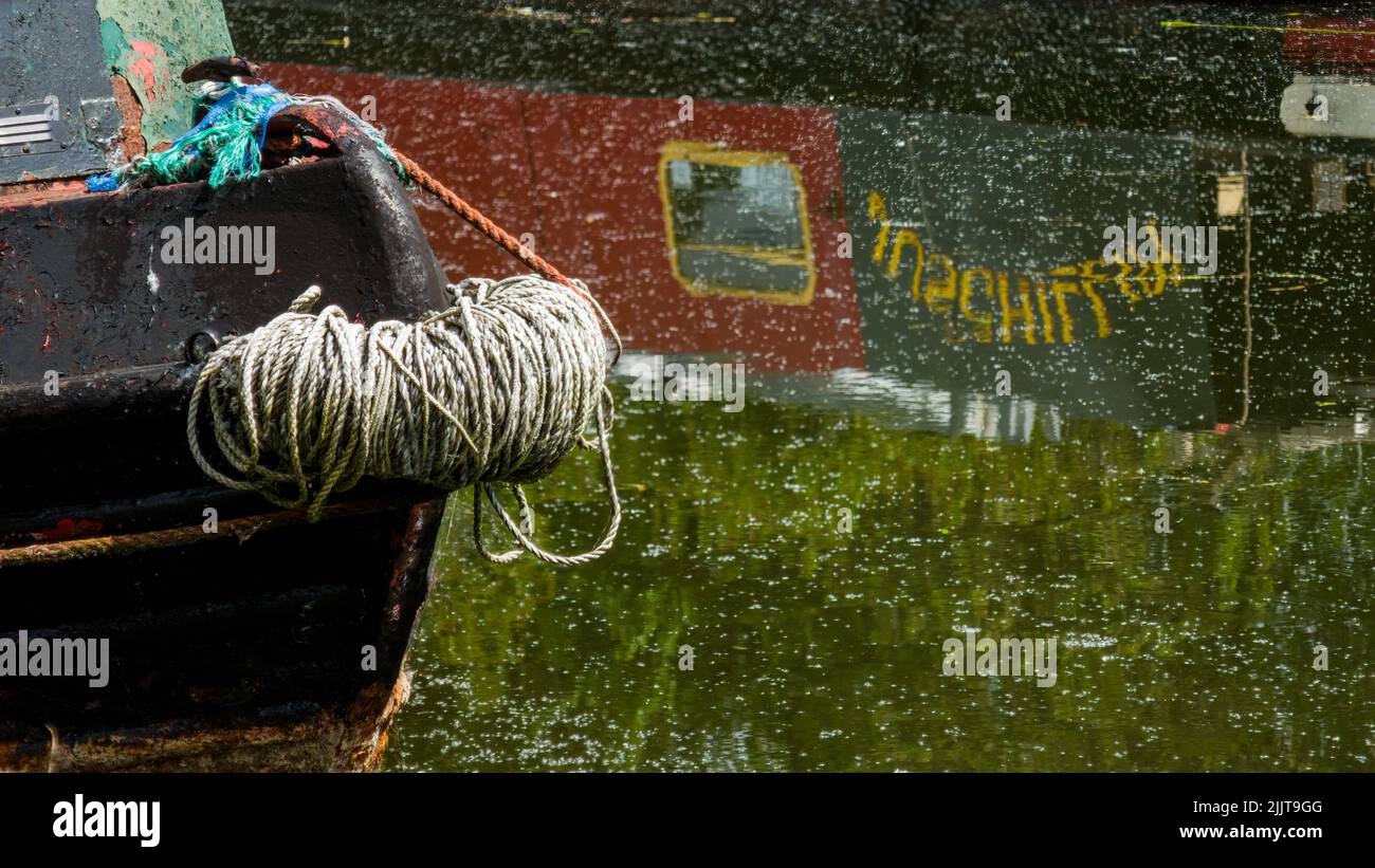 Manchester boat canal hi-res stock photography and images - Alamy