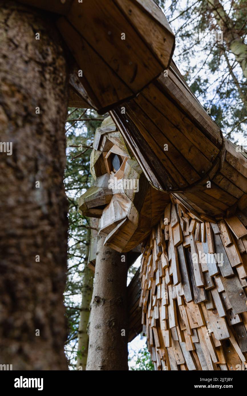 The tree sculpture of Thomas dambo, the guardian of the mountain Stock Photo
