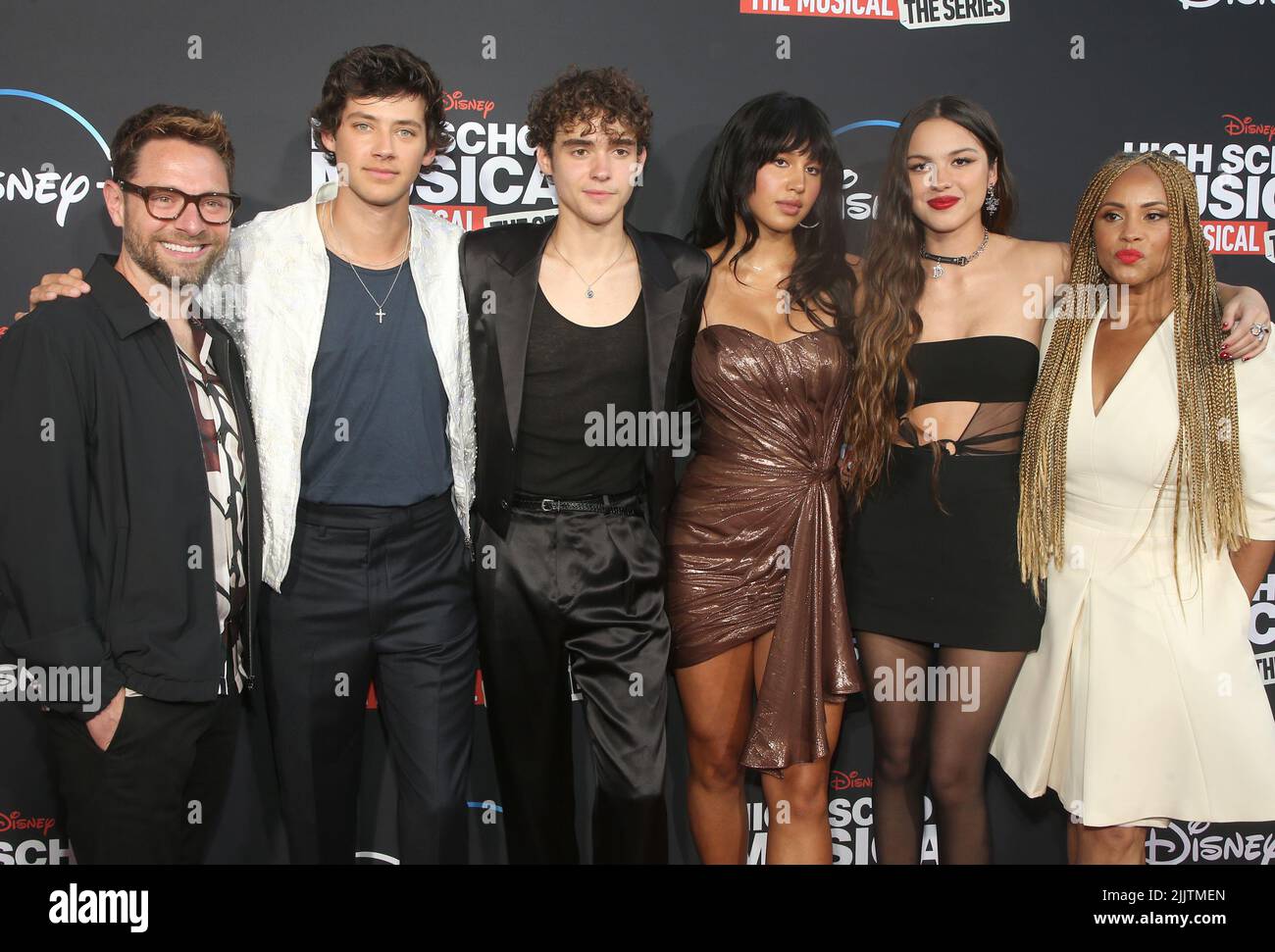 Sofia wylie high school musical hi-res stock photography and images - Alamy