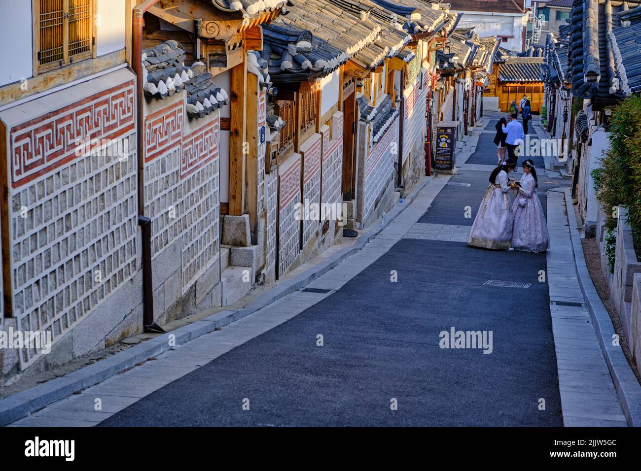 South Korea, Seoul, Jongno-gu district, Bukchon Hanok Village, village of traditional houses, or hanok, where aristocrats lived during the Joseon dyna Stock Photo