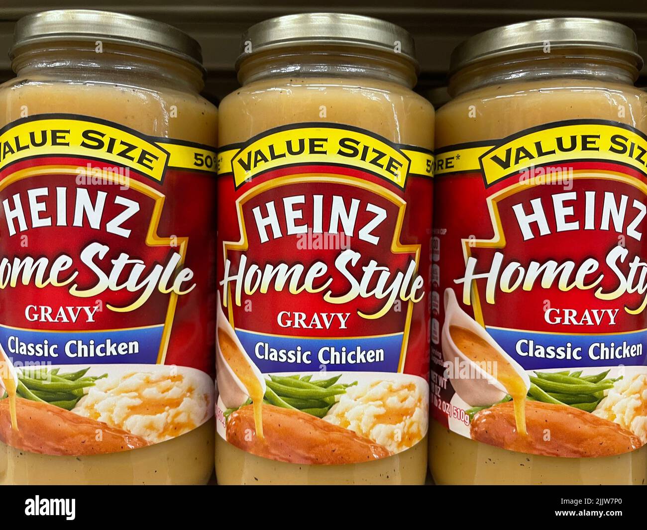 Grovetown, Ga USA 03 15 22 Retail store Heinz gravy jar Chicken