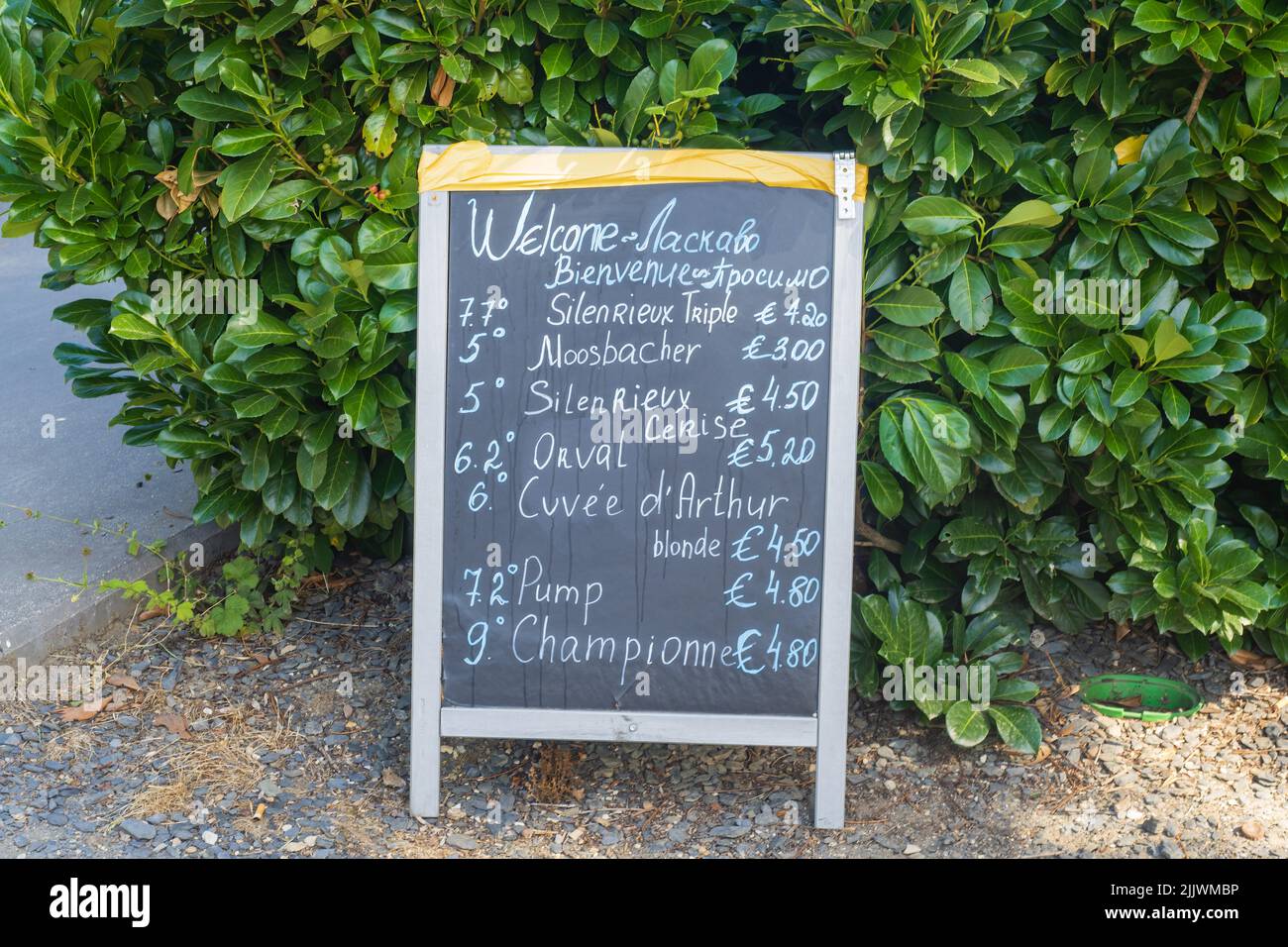14.07.2 22 Charleville-Mézières, Ardennest, Gran d Est, France. Blackboard illustrating beer prices at a cafe in Charleville-Mézières Stock Photo