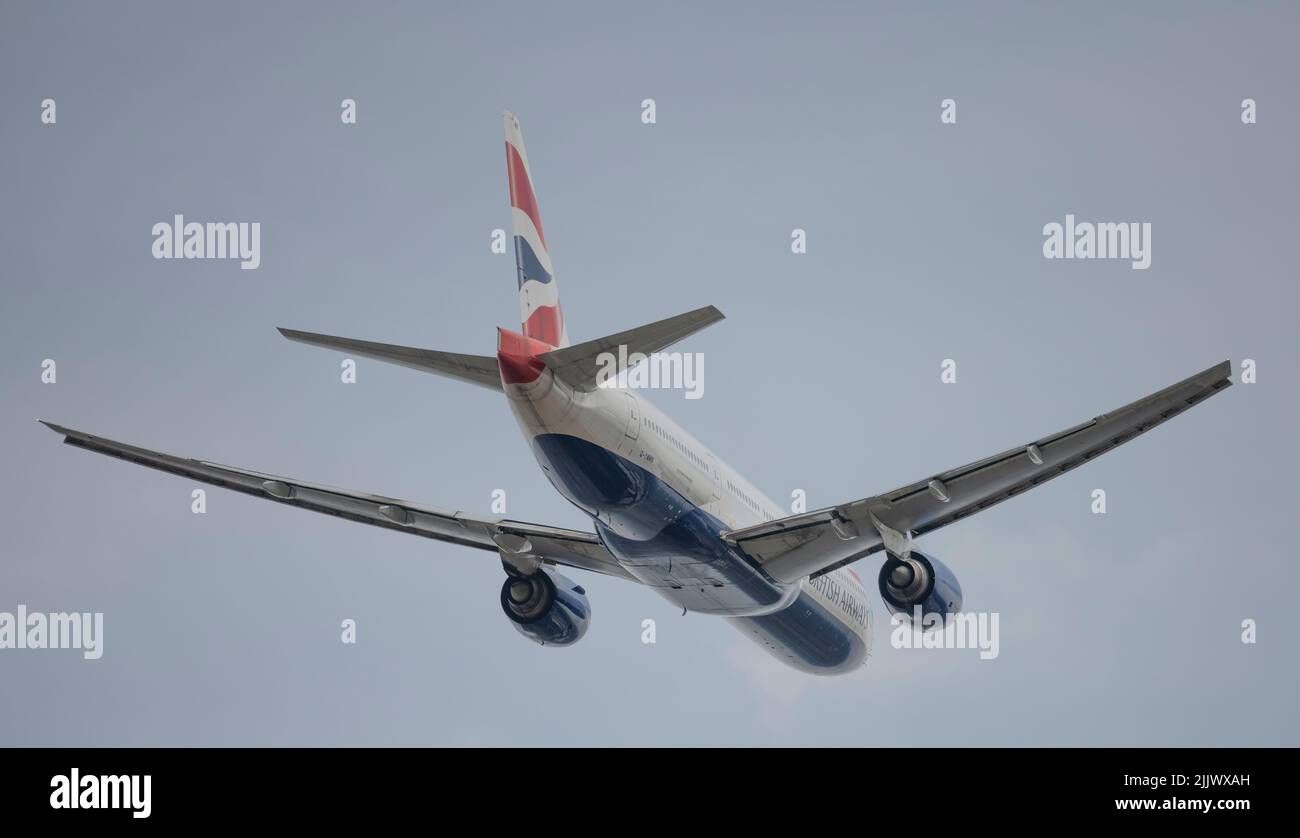 Heathrow Airport, London, UK. 28 July 2022. British Airways Boeing 777 G-YMMN taking off from Southern runway at Heathrow on London to Nairobi route Stock Photo