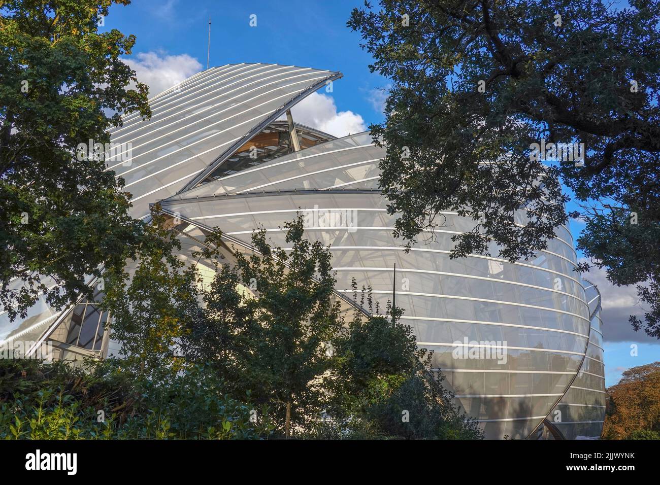 France, Paris, Louis Vuitton Foundation is a French art museum and
