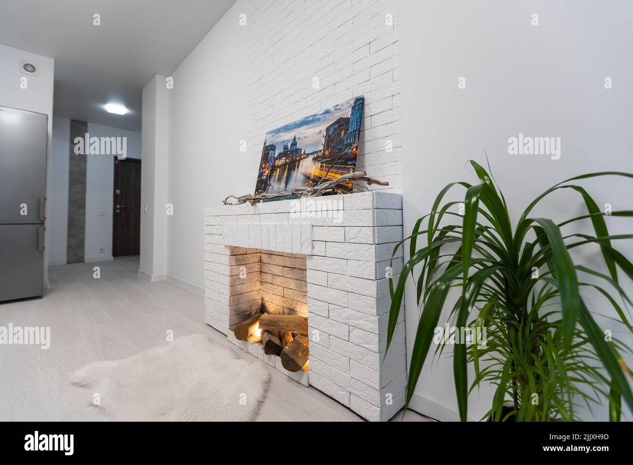 Cozy Loft Apartments With Fireplaces photo