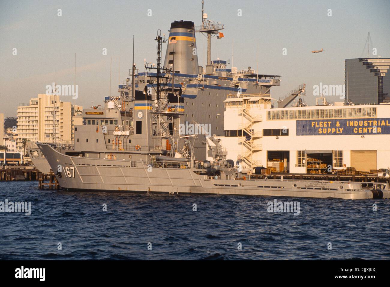 USNS Narragansett tied up to the dock in San Diego harbor Stock Photo