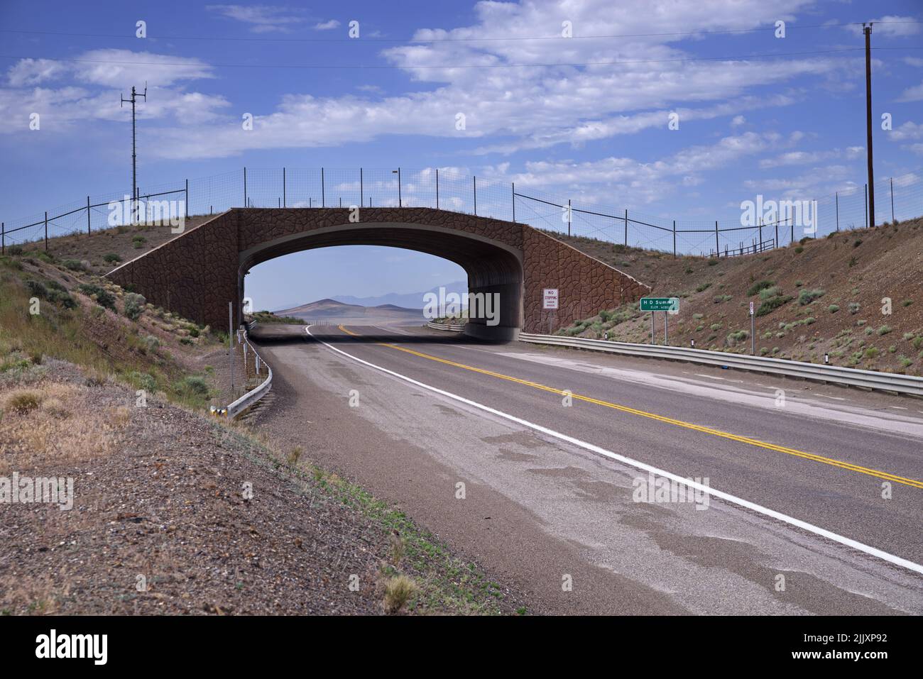wildlife crossing overpass on highway 93 in Nevada at H D Summit Stock Photo
