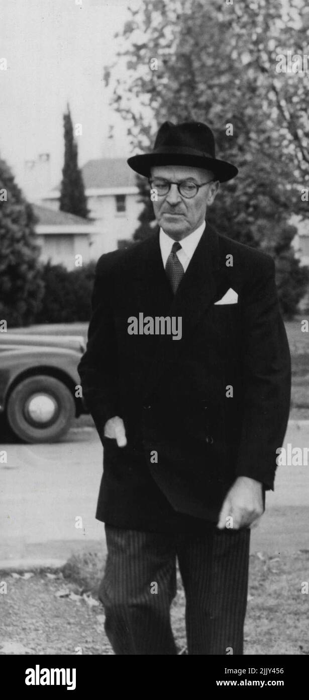 Justice Owen. May 17, 1954 Stock Photo - Alamy