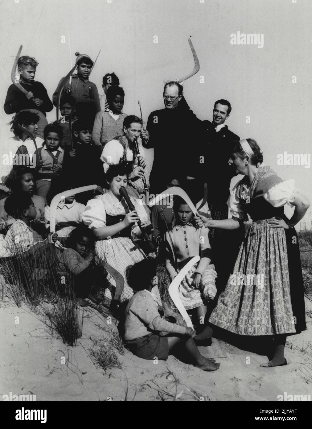 Trap Singers & Aborigines, La Perouse. August 1, 1955. Stock Photo