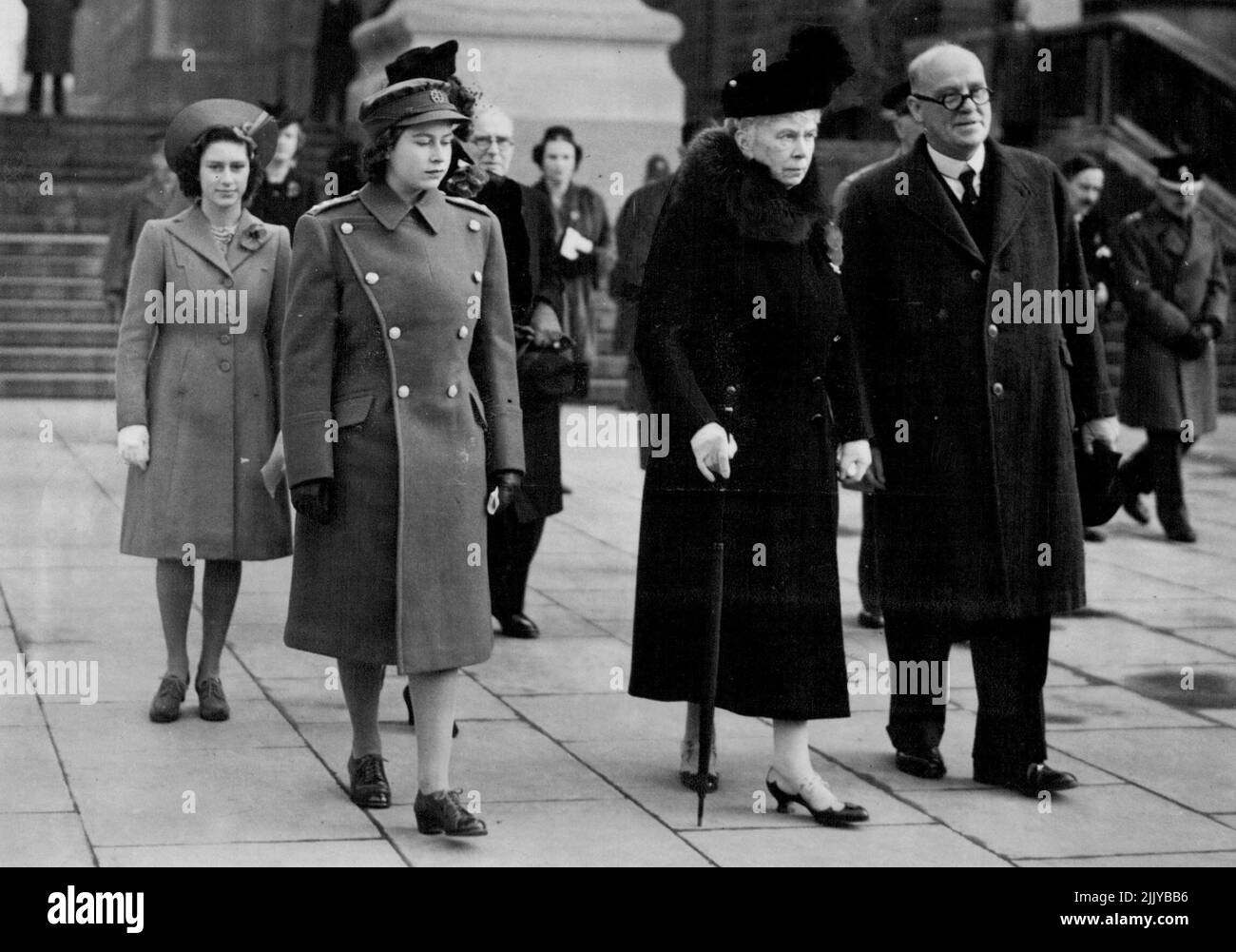 Armistice Day - 1945 - Queen Mary with Princess Elizabeth and Princess Margaret Rose arriving for the ceremony. March 25, 1953. (Photo by London News Agency). Stock Photo
