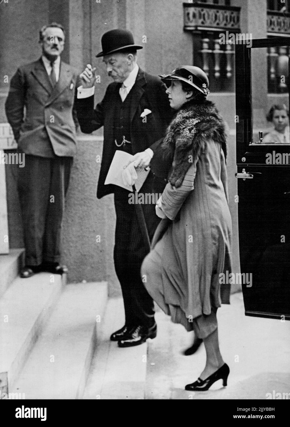 Princess Royal And Earl Of Harewood At Coronation Rehearsal -- The Princess Royal and The Earl of Harewood her husband, arriving at the Abbey. The Princess Royal and the Earl of Harewood were present in Westminster Abbey at a further Coronation rehearsal. May 06, 1937. Stock Photo