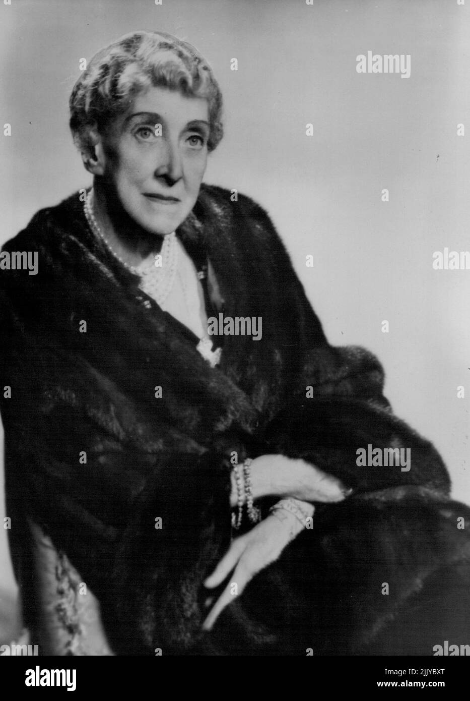 H.H. Princess Marie Louise, V.A..C.I., G.C.V.O., G.B.E. -- Grand-daughter of the late Queen Victoria. Born on August 12th, 1872, daughter of H.R.H. Princess Helena Augusta Victoria and General H.R.H. Prince Christian of Schleswig-Holstein. Her mother was the 5th child of Queen Victoria and Prince Albert. October 19, 1955. (Photo by Vivienne, Camera Press). Stock Photo