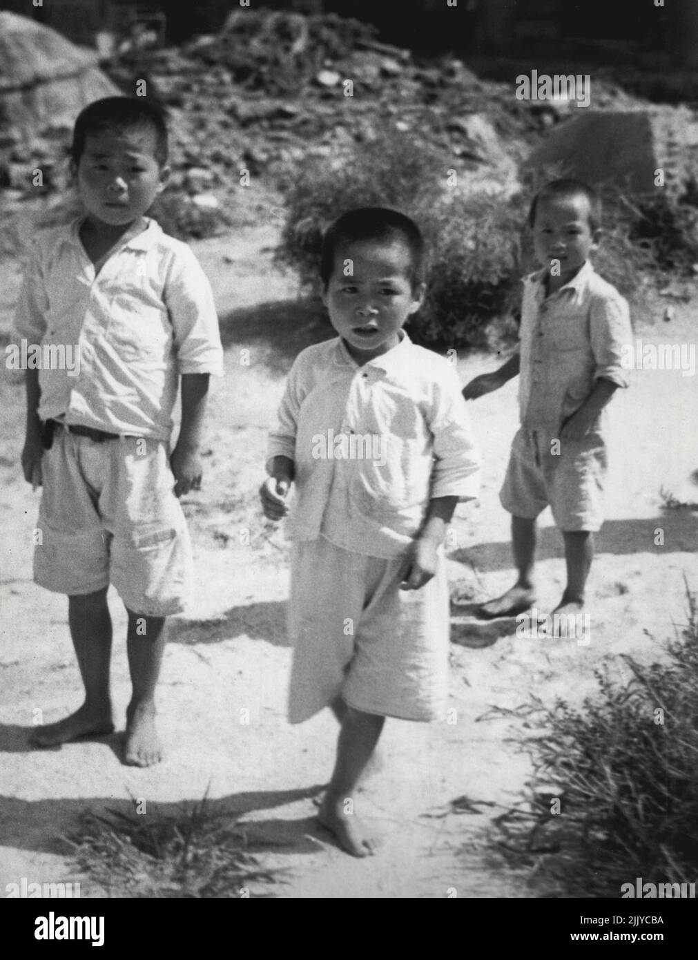 North korea 1951 un delegates hi-res stock photography and images - Alamy