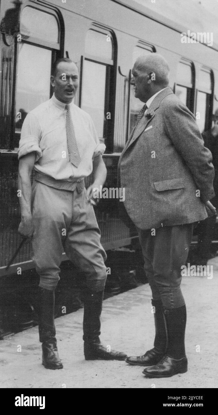 The Duke of Gloucester chatting wiht the Hugh Ross manager of the Wagga Government farm. November 20, 1934. (Photo by Telephoto). Stock Photo