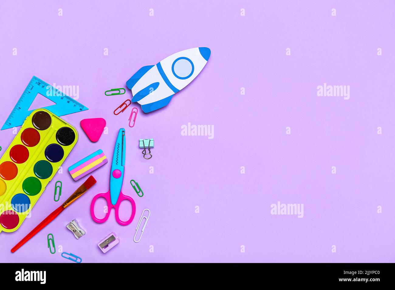 Rocket clips hi-res stock photography and images - Alamy