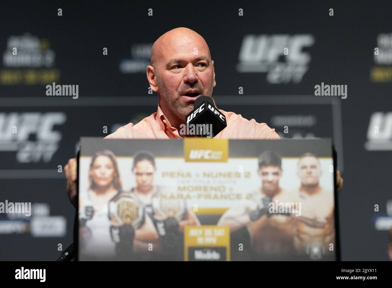 Dallas, Texas, United States. 28th July, 2022. DALLAS, TX - July 28: Dana White celebrates his birthday here in Dallas at American Airlines Center for UFC 277 - Peña vs Nunes 2 : Press Conference on July 28, 2022 in Dallas, Texas, United States. (Photo by Louis Grasse/PxImages) Credit: Px Images/Alamy Live News Stock Photo