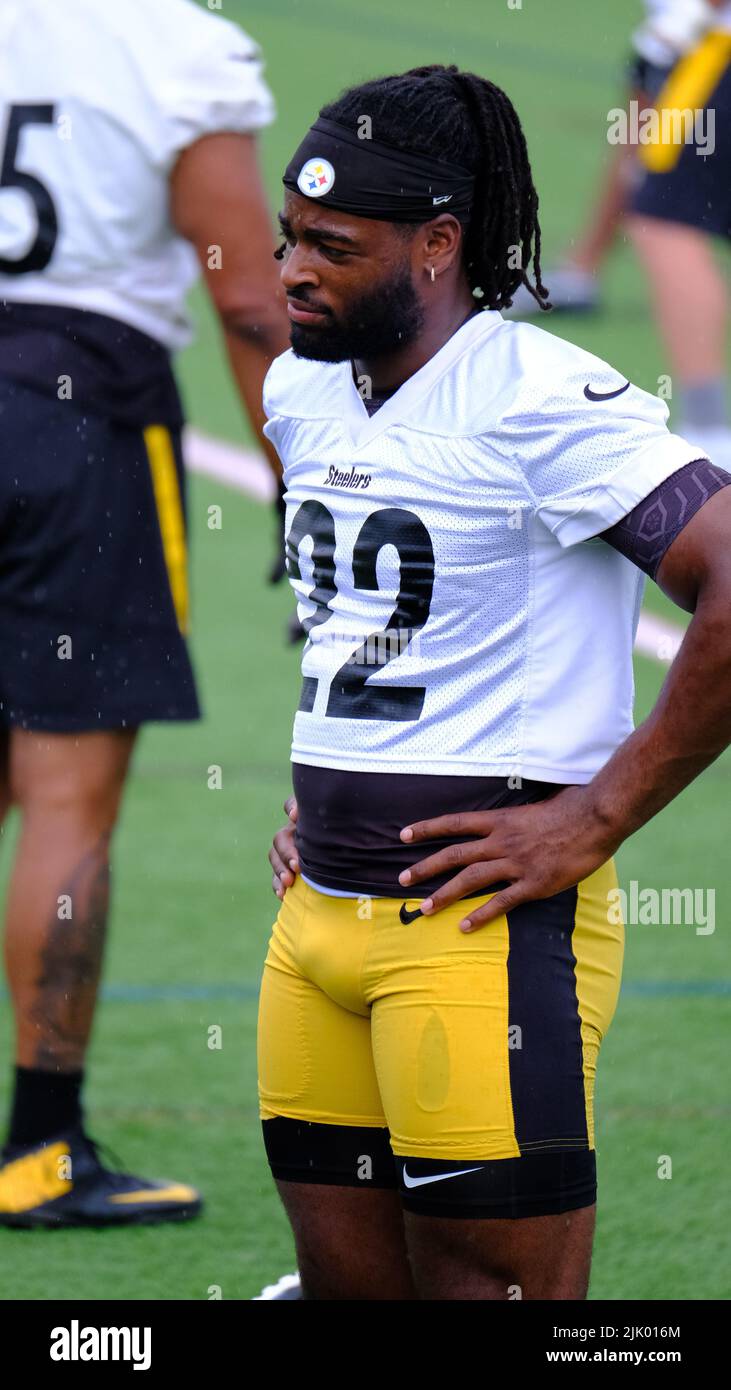 Latrobe, PA, USA. 28th July, 2022. July 28th, 2022: Benny Snell #24 during  the Pittsburgh Steelers Training Camp in Latrobe, PA. Mike J. Allen/BMR  (Credit Image: © Mike J. Allen/BMR via ZUMA