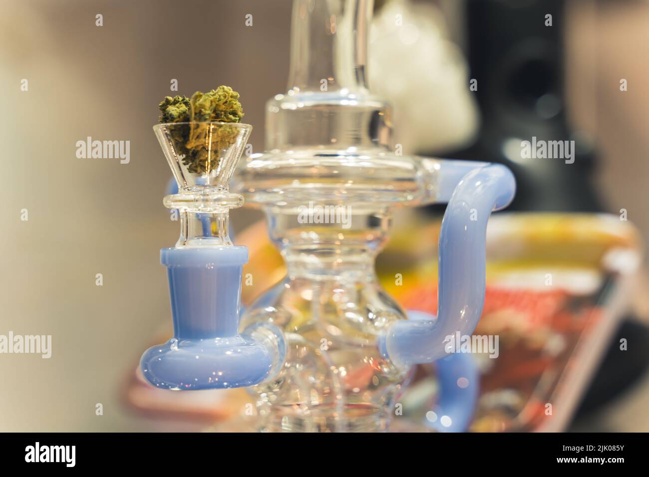 Bong hi-res stock photography and images - Alamy