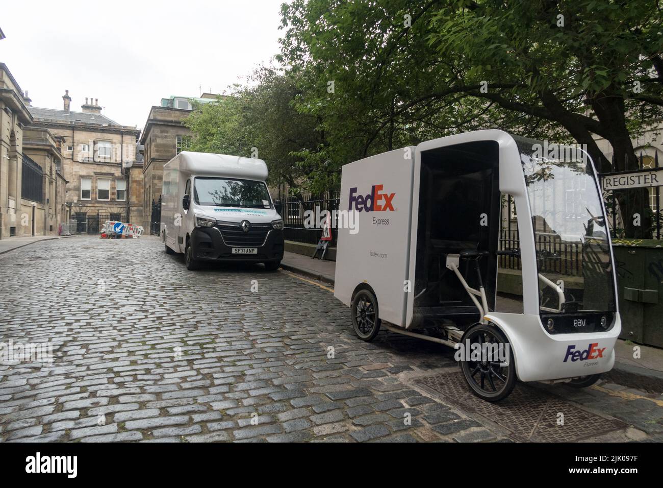 A FedEx EAV cargo vehicle in the streets of Edinburgh Stock Photo
