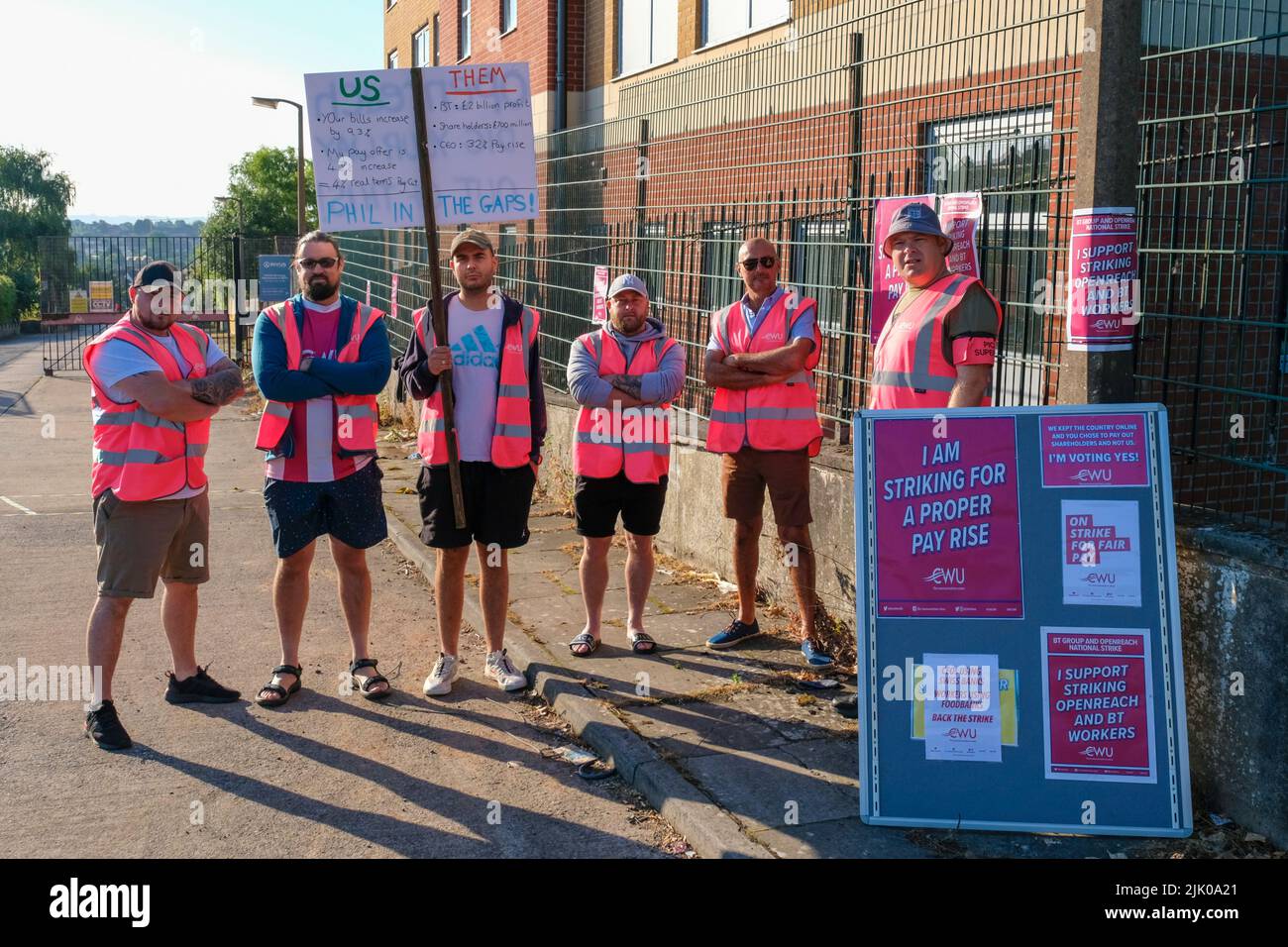 Bristol, UK. 29th July, 2022. BT Openreach engineers who are members of the Communications Workers Union CWU are on strike. Pictured is the picket line outside the BT Openreach centre in Horfield Bristol. Strikers are concerned about a below inflation pay rise. Credit: JMF News/Alamy Live News Stock Photo