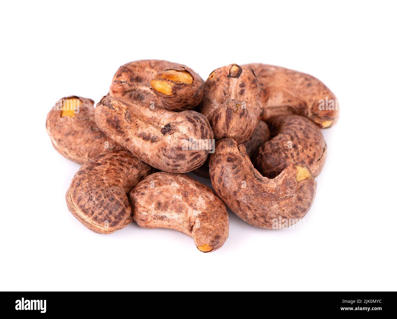 cashew-nuts-in-shell-isolated-on-white-background-roasted-and-salted-cashew-nuts-2JK0MYC.jpg