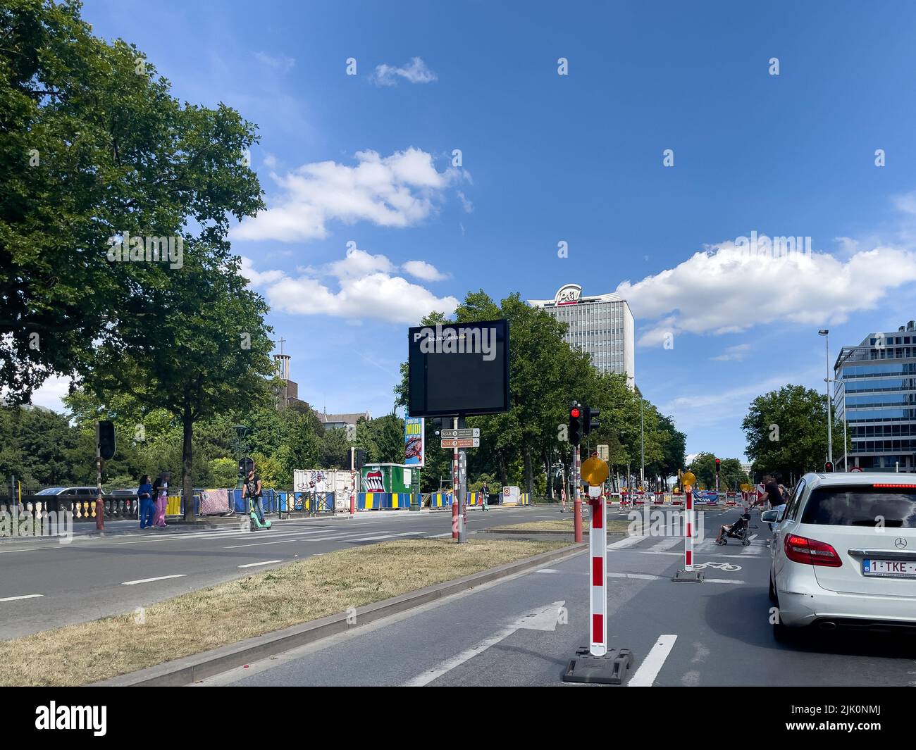 Car stopped at the red traffic light in Bruxelles Stock Photo - Alamy