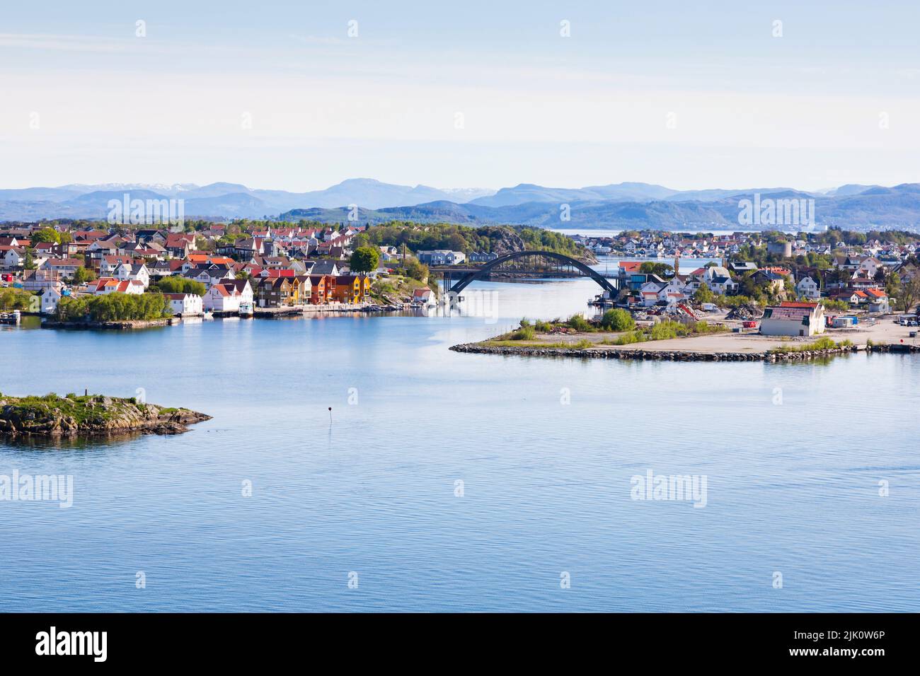 The Pyntesundbrua road traffic bridge between the islands of Engoy and Buoy, Stavanger harbour. Norway Stock Photo