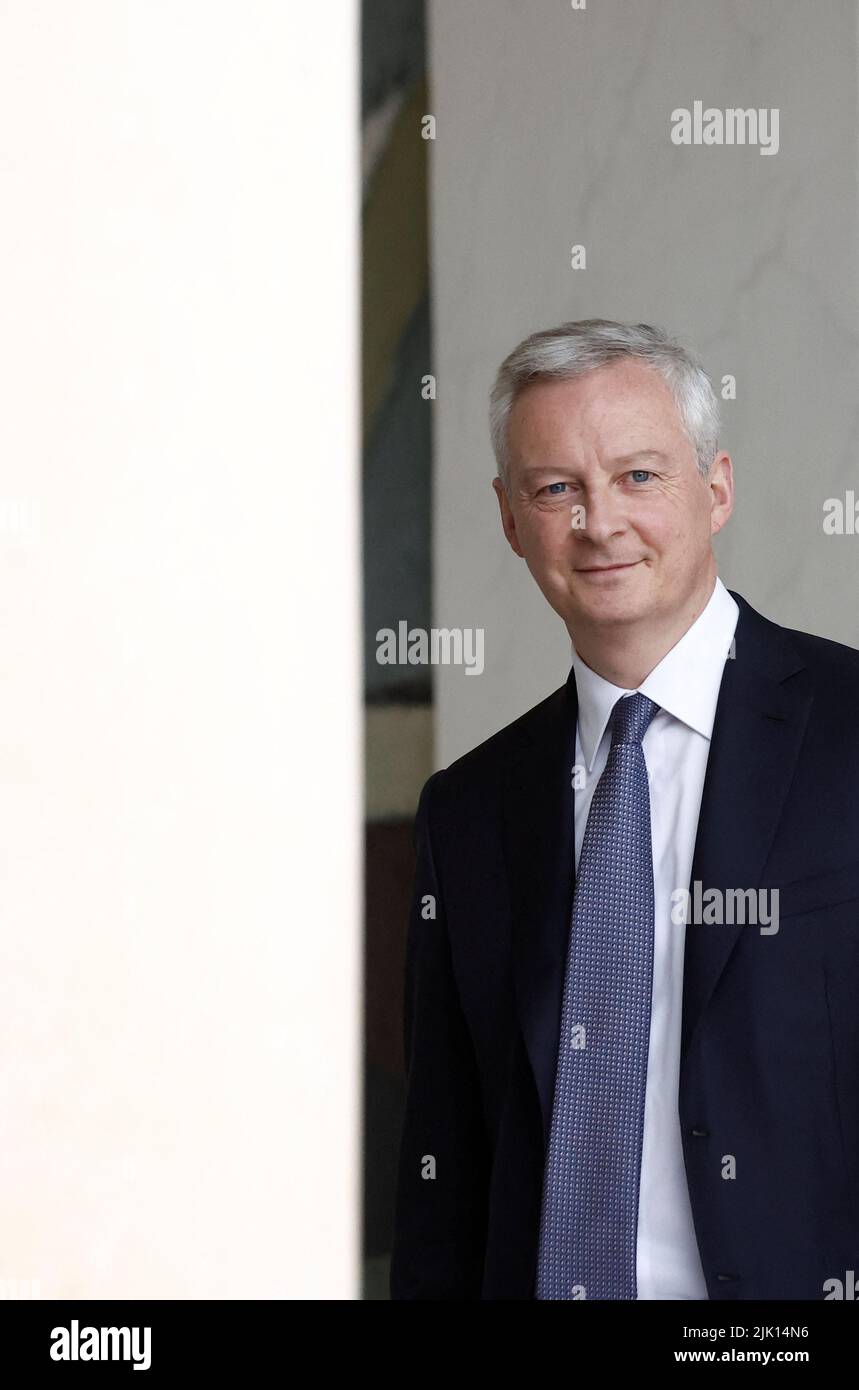 French Minister for the Economy and Finances Bruno Le Maire leaves the Elysee Palace after the weekly cabinet meeting in Paris, France, July 29, 2022. REUTERS/Benoit Tessier Stock Photo