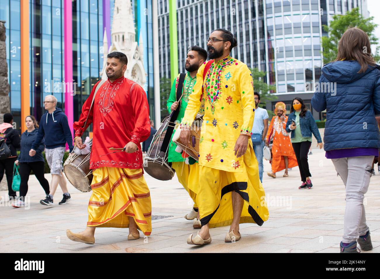 Be Bold be Birmingham, visitors and entertainers arrive into Birmingham for the Birmingham Commonwealth Games 2022 Stock Photo