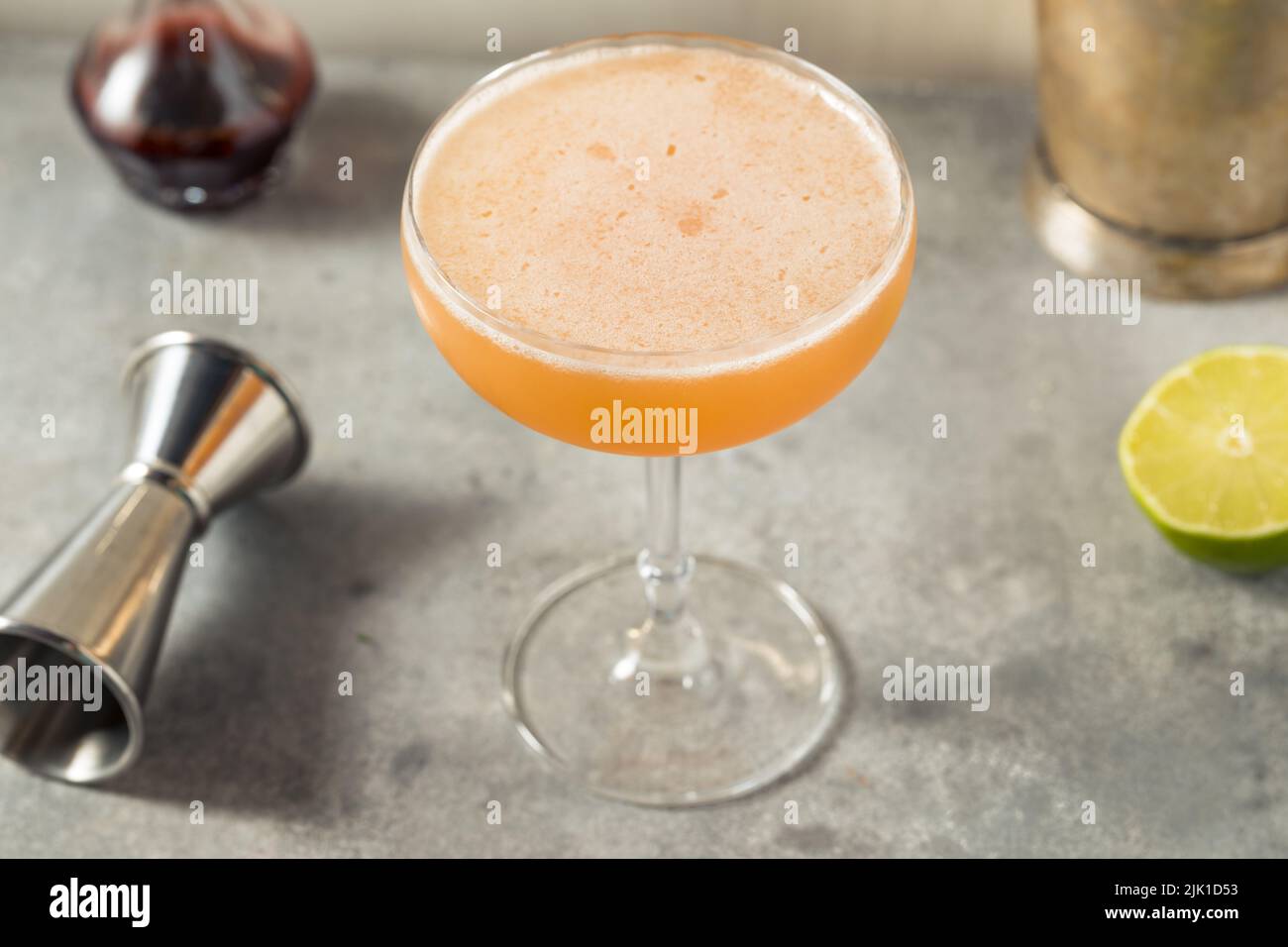 Lions tail drink hires stock photography and images Alamy