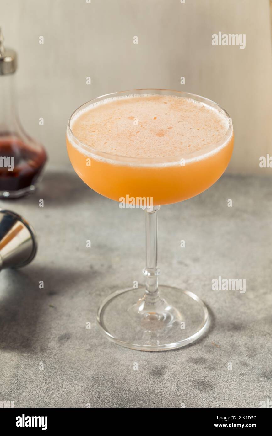 Lions tail drink hires stock photography and images Alamy