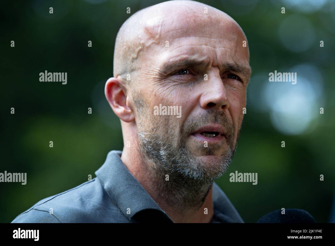 2022-07-29 15:00:58 ZEIST - Ajax coach Alfred Schreuder speaks to the press in the run-up to the match for the sixth Johan Cruijff scale. ANP OLAF KRAAK netherlands out - belgium out Stock Photo