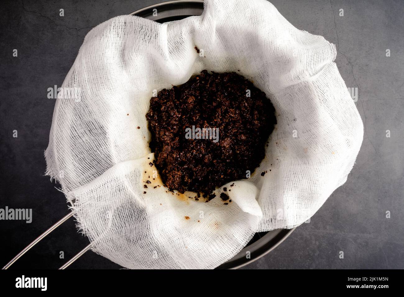 Cheesecloth strainer hires stock photography and images Alamy