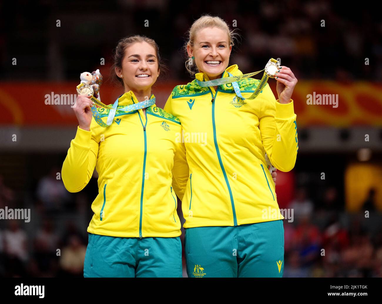 Australia's Jessica Gallagher (right) and pilot Caitlin Ward with their gold medals following